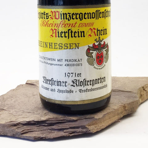 1973 WINZERGENOSSENSCHAFT RHEINFRONT Nierstein Findling, Huxelrebe Trockenbeerenauslese (Balz Co...
